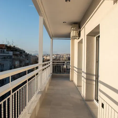 Heaven On The 7th * Saloniki