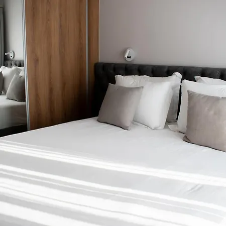 Apartment Heaven On The 7th